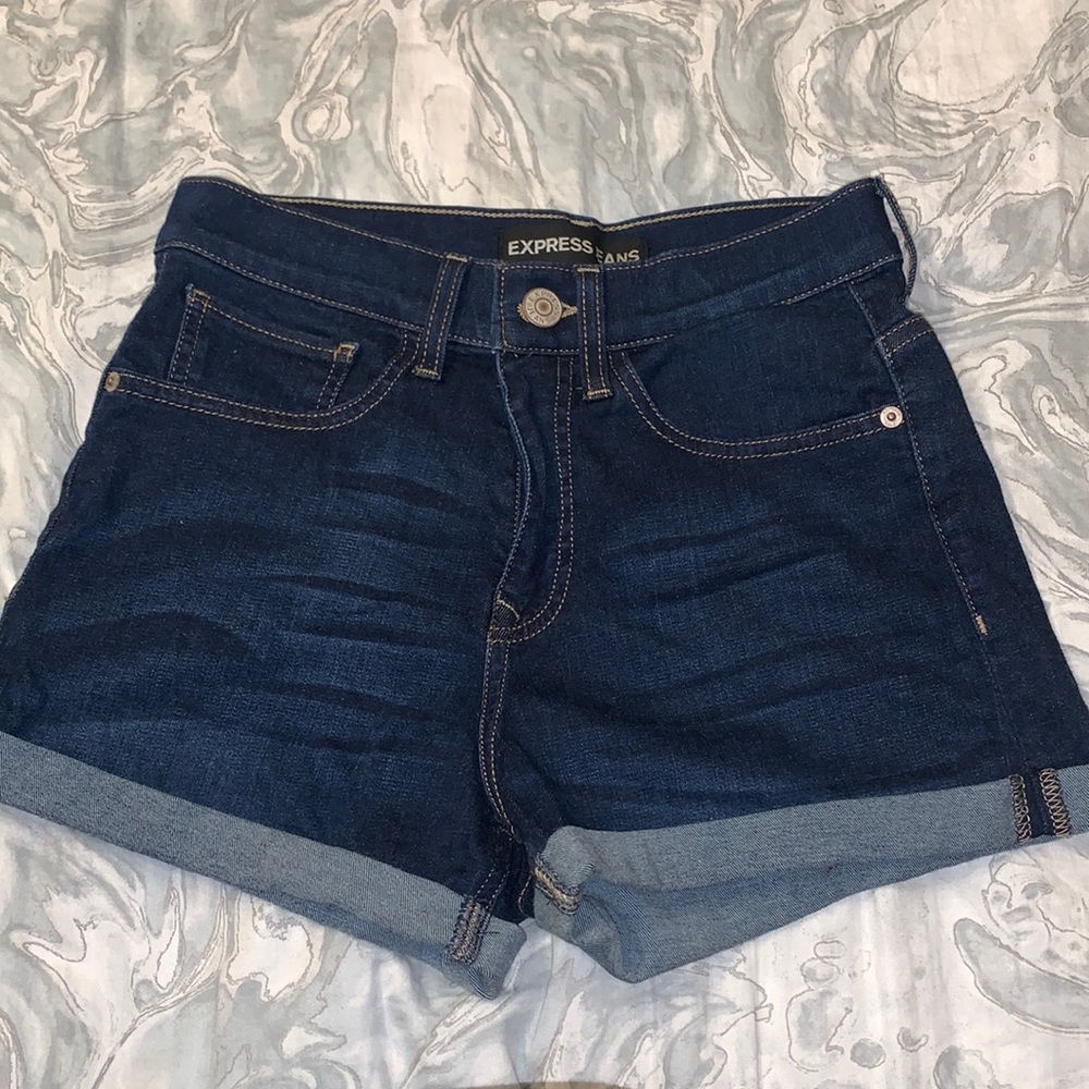 Express mid rise shorts. Size 4. Dark wash